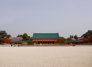 平安神宮の美しい庭園